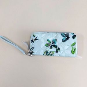 Vera Bradley Accordian Wristlet Wallet Performance Twill Seawater Blooms